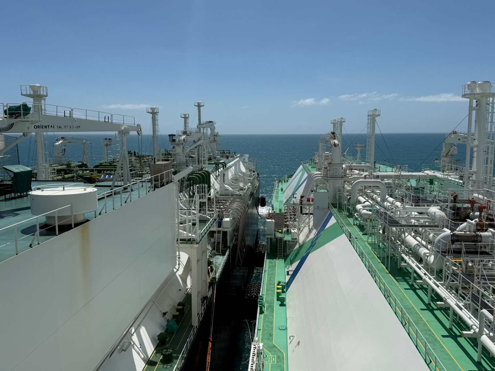 LNG carrier and FSRU decks alongside during a ship-to-ship transfer off Sergipe, Brasil